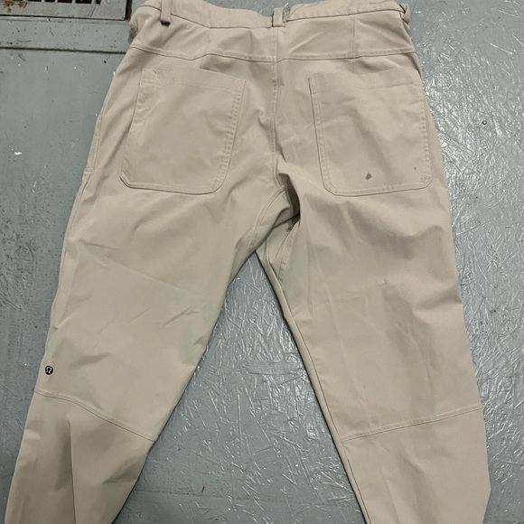 Men’s Lululemon ABC Pants 34 Khakis 5 Pocket - Picture 2 of 7